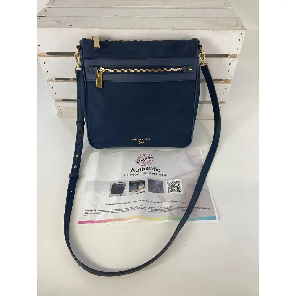 MICHAEL KORS, NAVY BLUE NYLON MEDIUM CROSSBODY BAG (ASIS)